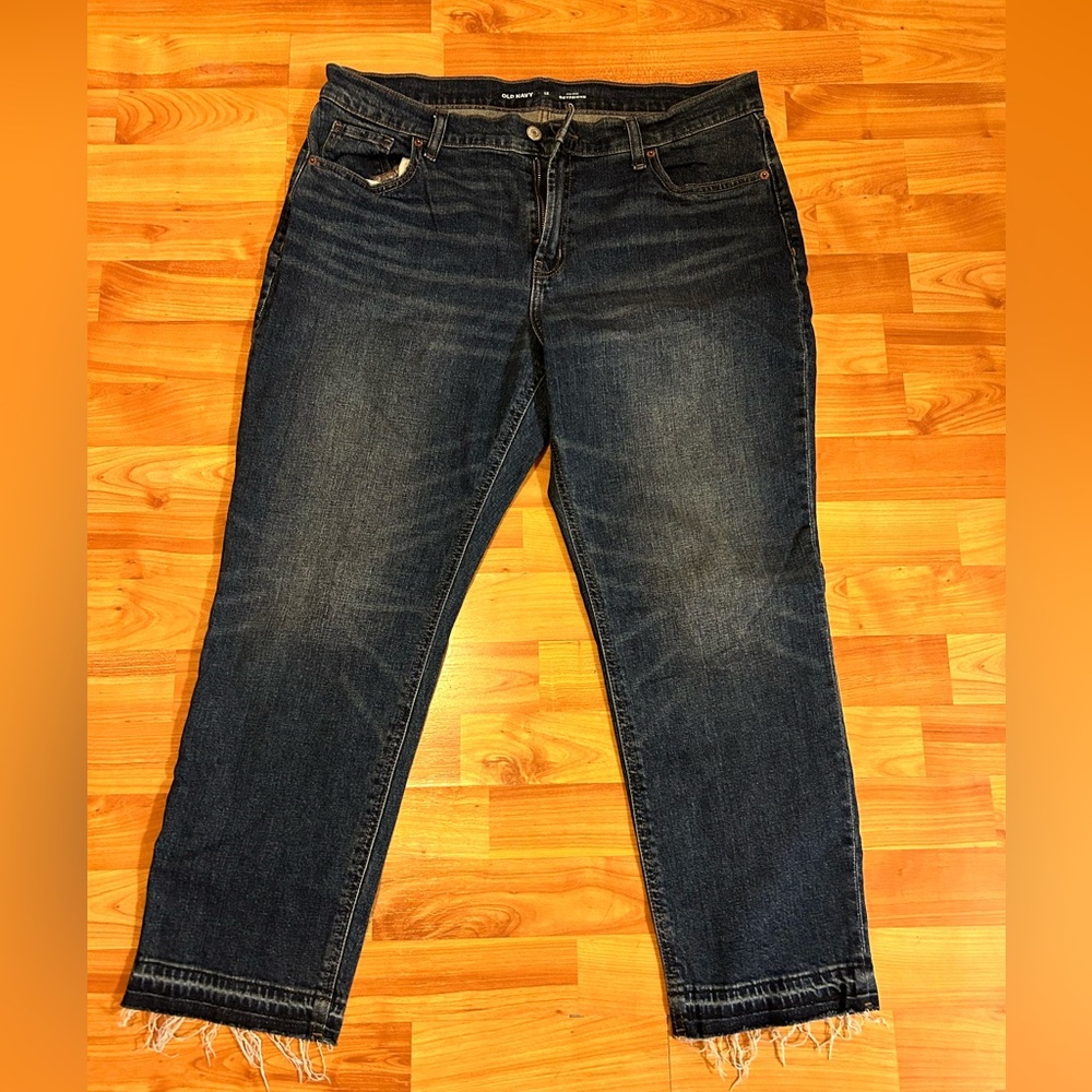 Old Navy jeans, mid-rise boyfriend jean, size 12, dark wash.